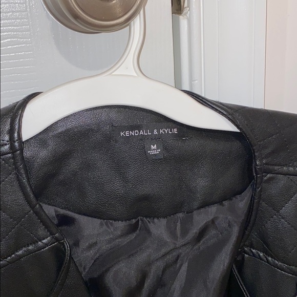 Leather jacket - Picture 3 of 4